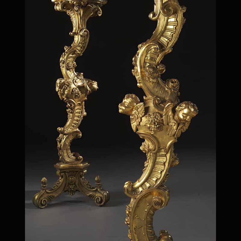 carved wood gilt tochieres